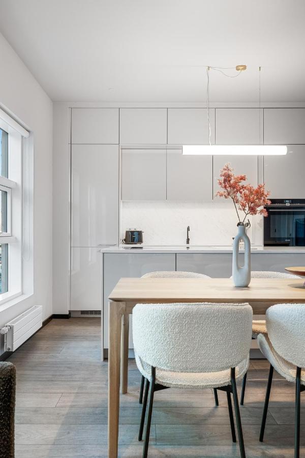 Harbour Lux 3Br & 2Ba In The Heart Of The City With Free Parking Reykjavik Exterior photo
